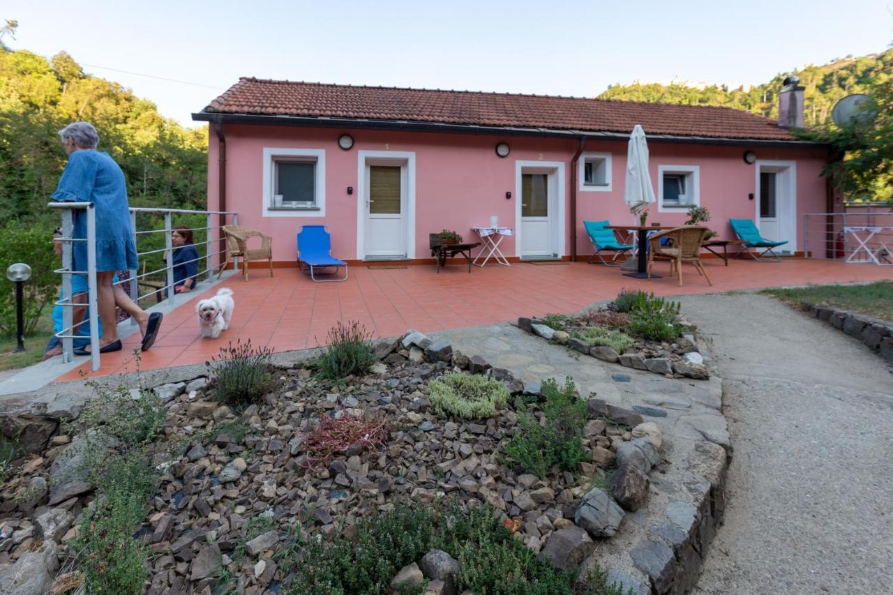 B&B La Casina Rosa La Spezia Valeriano Lunense Kültér fotó