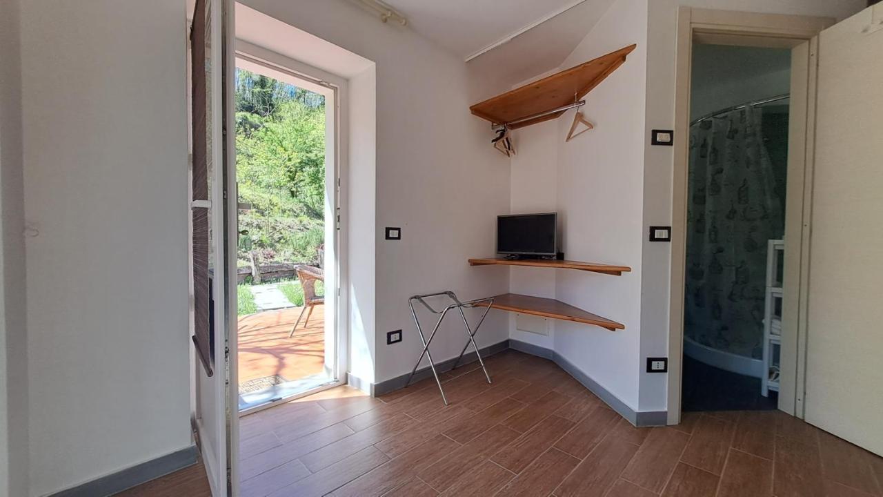 B&B La Casina Rosa La Spezia Valeriano Lunense Kültér fotó